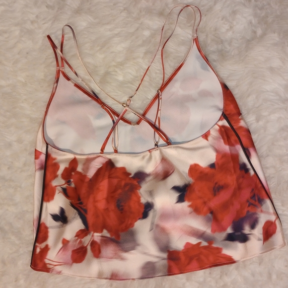 VICTORIA'S SECRET CAMI - Picture 4 of 16